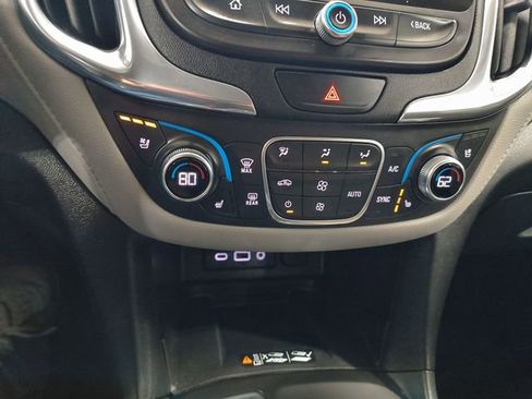 Used 2020 Chevrolet Equinox Premier AWD/4WD image 15