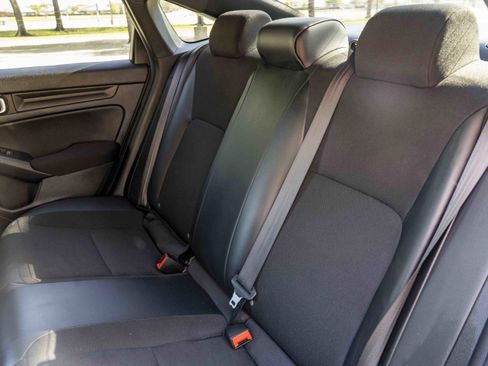 Used 2024 Honda Civic Sport image 18