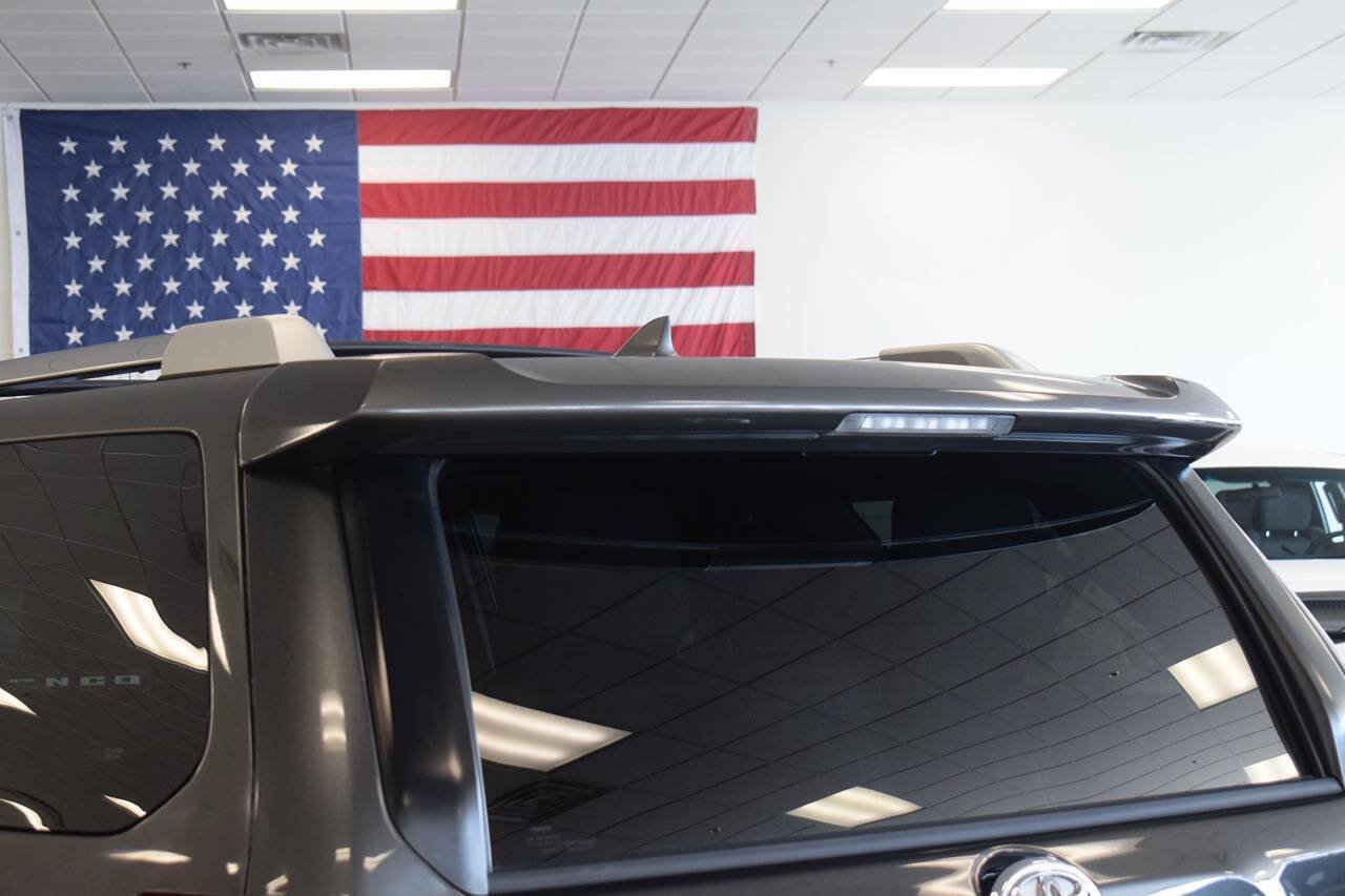 Used 2012 Toyota 4Runner Limited AWD/4WD image 12