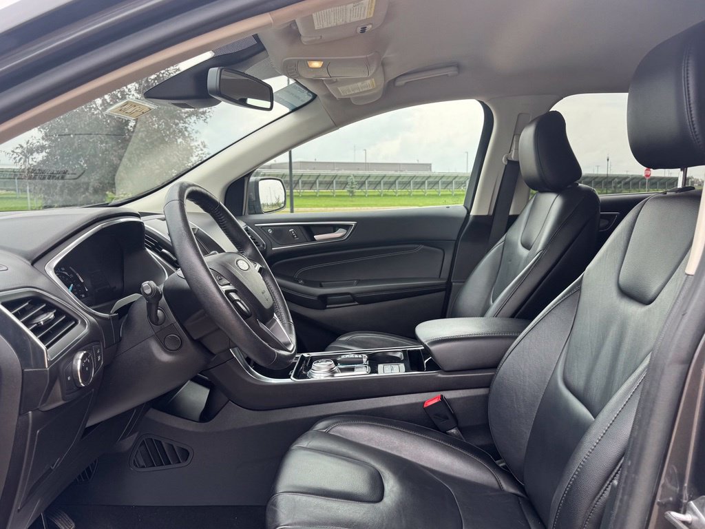 Certified 2020 Ford Edge Titanium AWD/4WD image 9
