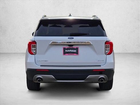 Used 2023 Ford Explorer Limited w/ Equipment Group 301A image 7