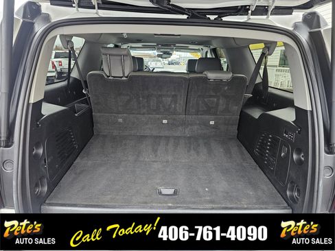 Used 2020 Chevrolet Suburban LT image 9