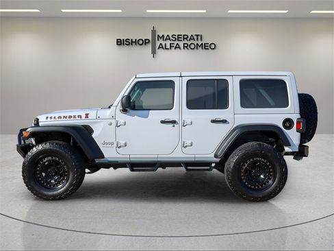 Used 2021 Jeep Wrangler Unlimited Islander image 4
