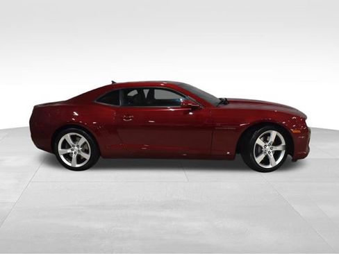 Used 2010 Chevrolet Camaro SS w/ RS Package RWD image 3