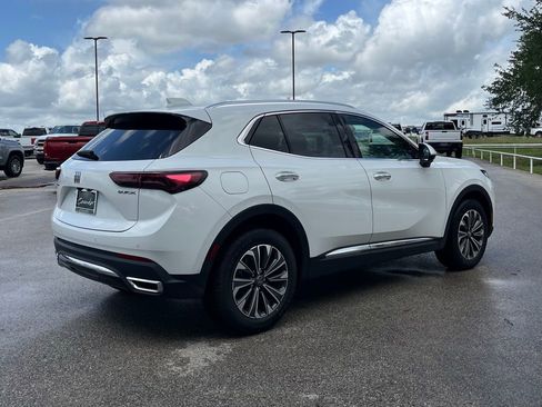Used 2024 Buick Envision Preferred AWD/4WD image 5