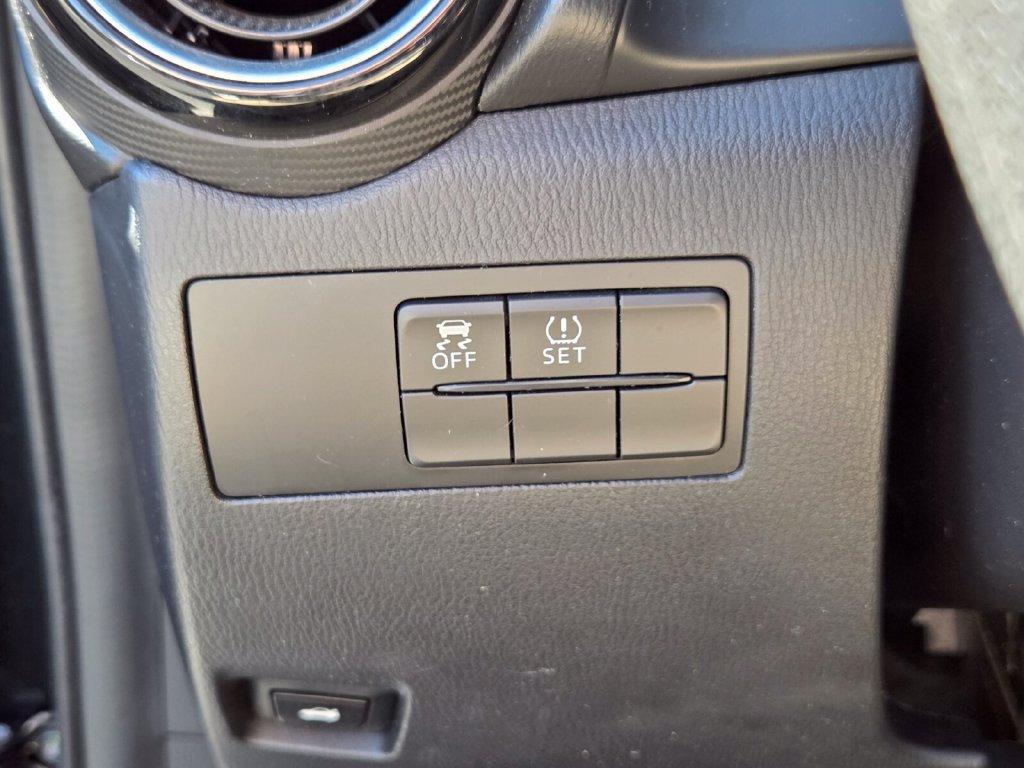 Used 2018 Toyota Yaris iA FWD image 28