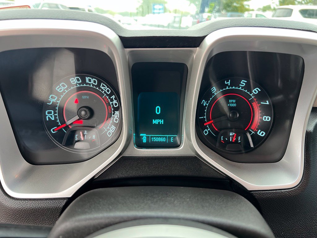 Used 2011 Chevrolet Camaro SS RWD image 32