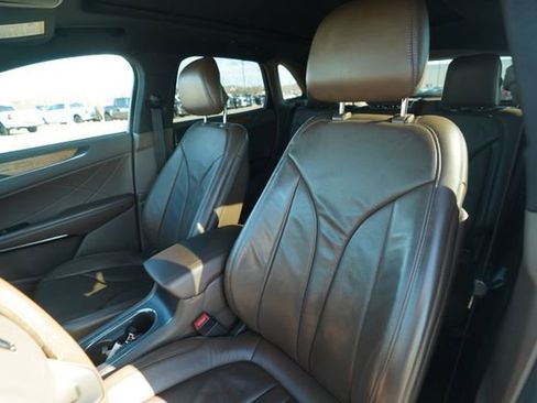 Used 2016 Lincoln MKC Reserve image 35