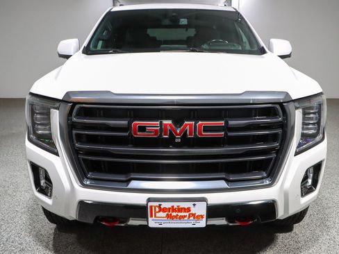 Used 2021 GMC Yukon AT4 w/ Technology Package AWD/4WD image 4