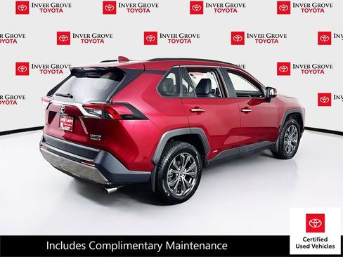 Certified 2022 Toyota RAV4 Limited image 5