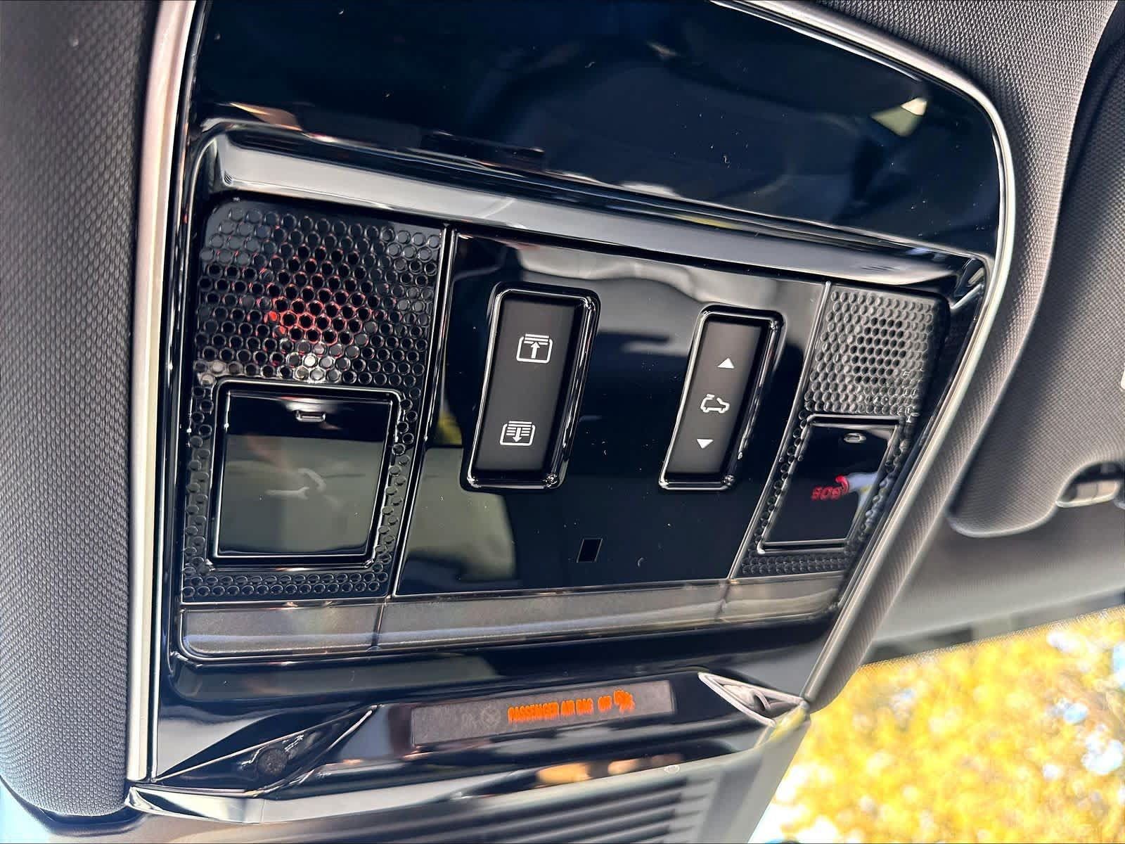 New 2026 Land Rover Range Rover Sport Dynamic SE AWD/4WD image 22