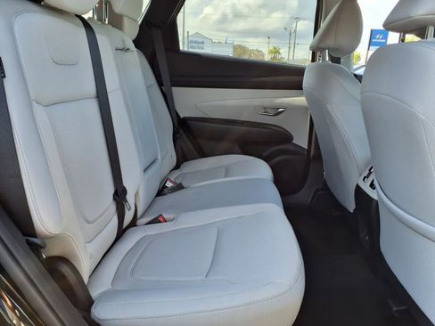 Used 2025 Hyundai Tucson SEL image 32