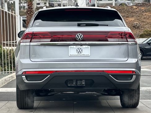 New 2026 Volkswagen Atlas Cross Sport SE image 6