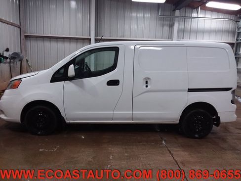 Used 2019 Nissan NV200 SV w/ Back Door Glass Package image 6