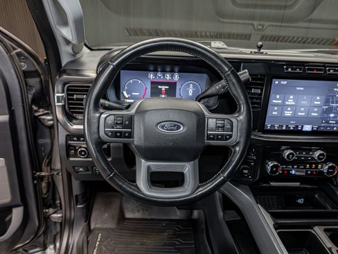 Used 2024 Ford F450 Lariat w/ FX4 Off-Road Package image 17