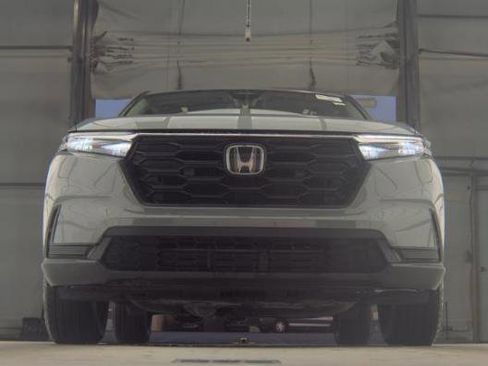 Used 2025 Honda CR-V LX image 3