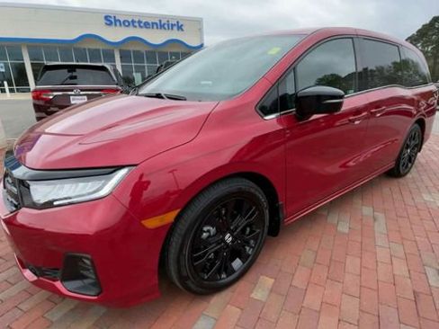 Certified 2026 Honda Odyssey Sport-L image 5