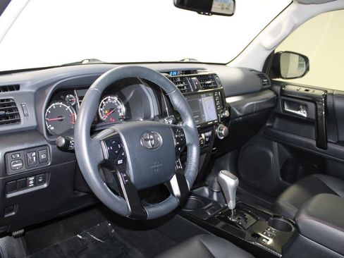 Used 2023 Toyota 4Runner TRD Off-Road Premium AWD/4WD image 22