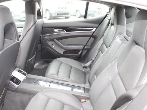 Used 2011 Porsche Panamera image 21