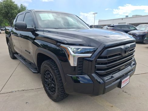 Used 2026 Toyota Tundra SR5 AWD/4WD image 8