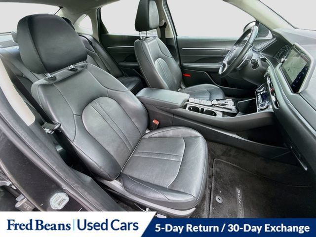 Used 2022 Hyundai Sonata Limited w/ Preferred Accessory Package FWD image 37