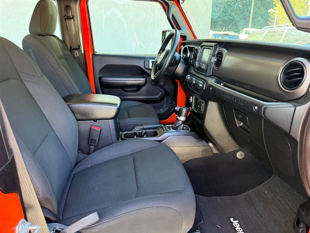 Used 2019 Jeep Wrangler Sport AWD/4WD image 4