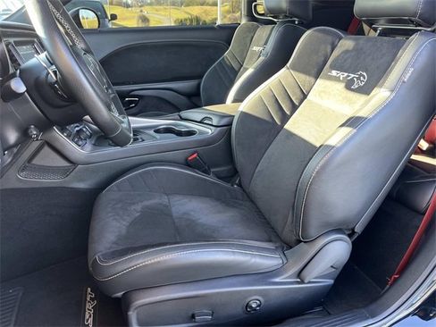 Used 2019 Dodge Challenger SRT Hellcat Redeye image 21