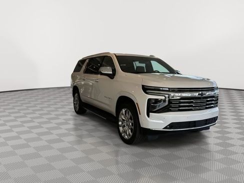New 2025 Chevrolet Suburban Premier image 13