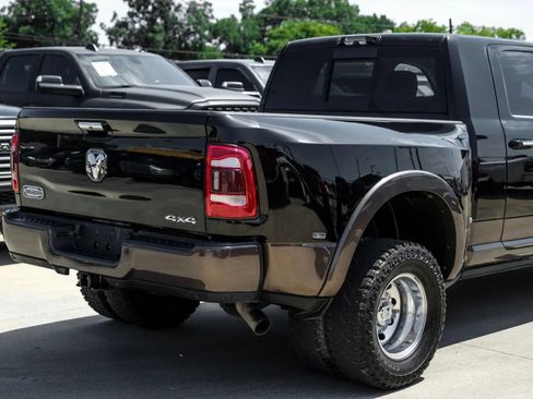 Used 2022 RAM 3500 Limited AWD/4WD image 13