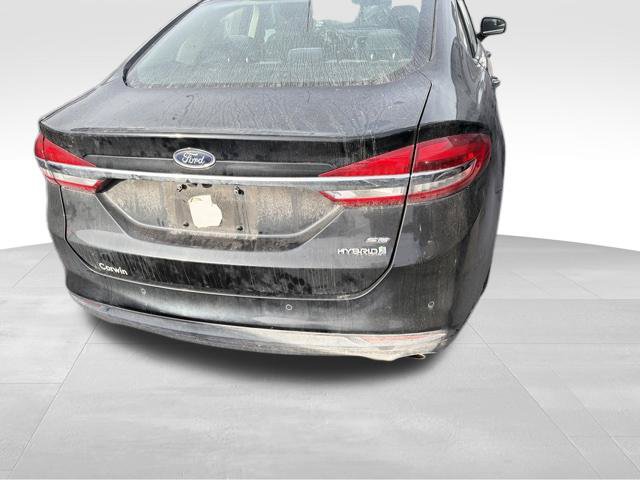 Used 2017 Ford Fusion SE FWD image 11