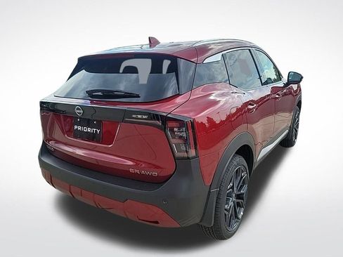 New 2025 Nissan Kicks SR w/ SR Premium Package image 5