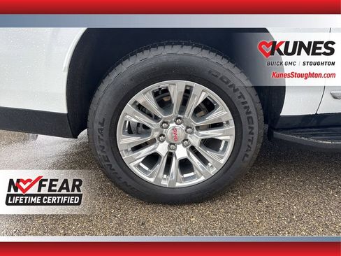 Used 2025 GMC Yukon XL Denali image 14