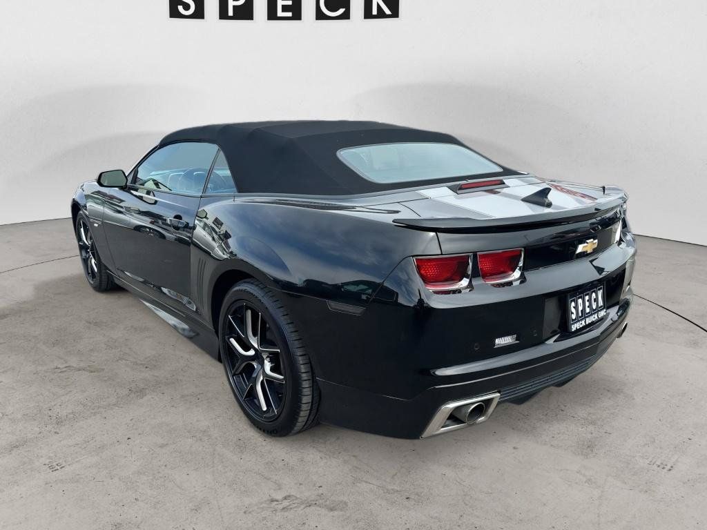 Used 2011 Chevrolet Camaro SS w/ LPO, Ground Effects Package RWD image 3