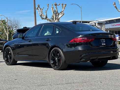 Used 2024 Jaguar XF R-Dynamic SE image 4