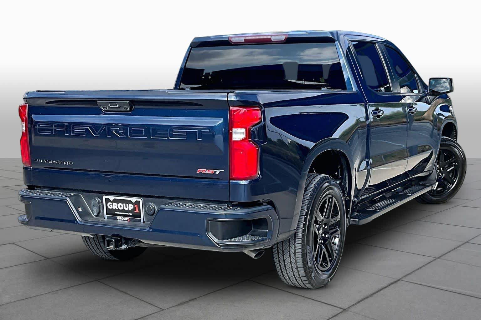 Used 2022 Chevrolet Silverado 1500 RST RWD image 12