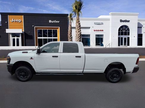 New 2026 RAM 2500 Tradesman AWD/4WD image 3