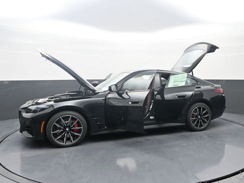 New 2026 BMW 430i xDrive w/ M Sport Package image 42