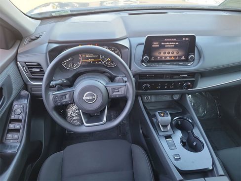 Certified 2023 Nissan Rogue S image 4