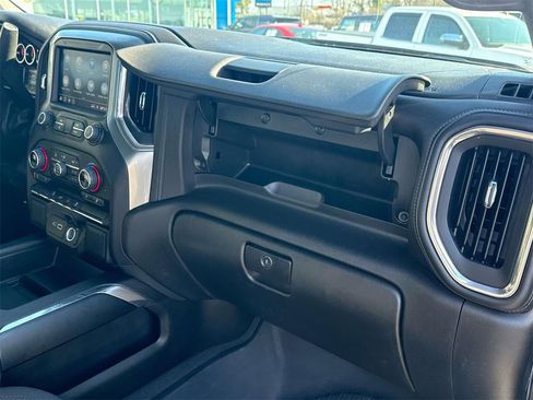 Used 2022 Chevrolet Silverado 1500 LT Trail Boss w/ Bed Protection Package image 30