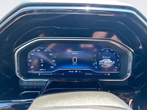 Used 2024 Chevrolet Silverado 1500 RST w/ All Star Edition Plus AWD/4WD image 15