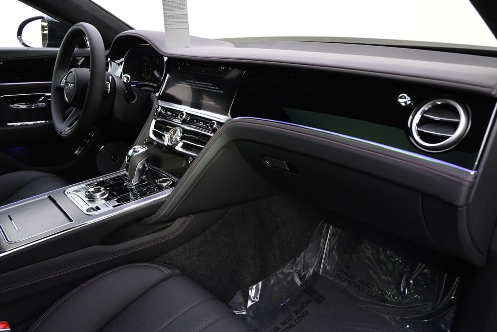 Used 2025 Bentley Flying Spur Plug-In Hybrid AWD/4WD image 15