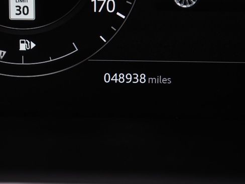 Used 2019 Land Rover Range Rover Supercharged image 25