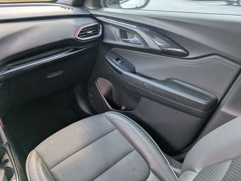 Used 2023 Chevrolet TrailBlazer RS w/ Sun and Liftgate Package FWD image 17