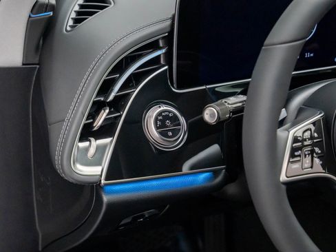 New 2026 Mercedes-Benz E 350 4MATIC Sedan image 21