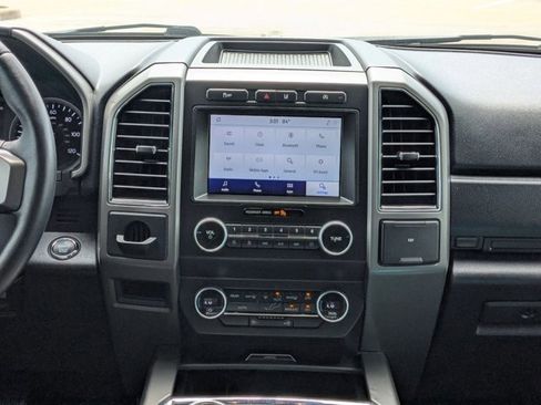 Used 2021 Ford Expedition XLT image 13