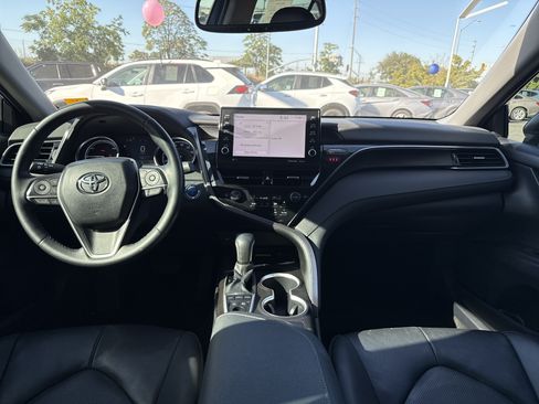 Used 2023 Toyota Camry XLE w/ Cold Weather Package FWD image 14