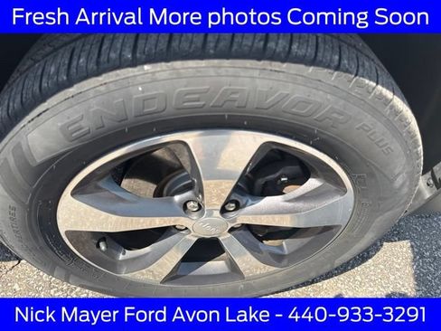Used 2019 Jeep Cherokee Limited AWD/4WD image 16