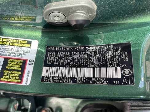 Used 2015 Toyota Corolla LE FWD image 33