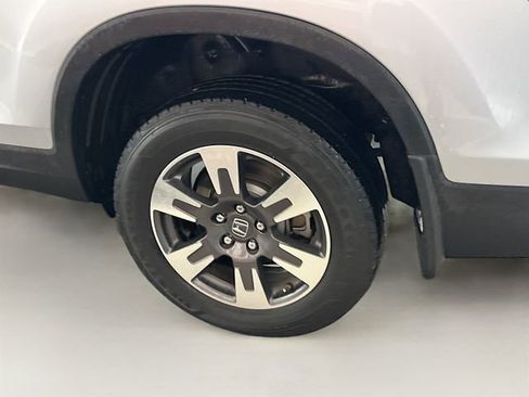 Used 2019 Honda Ridgeline RTL-E image 32