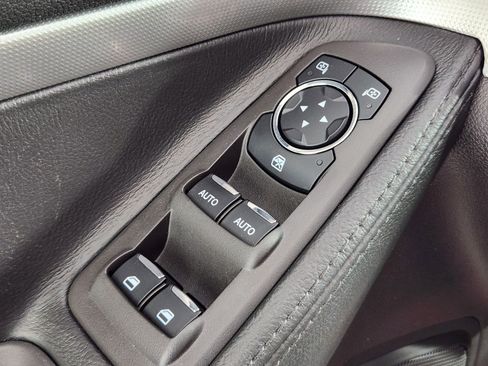 Used 2015 Ford Explorer XLT w/ Equipment Group 202A image 18